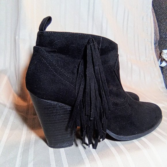 Fringed Ankle Boots - Picture 2 of 9